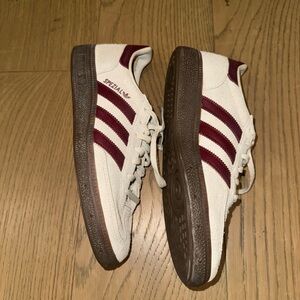Adidas Spezial Sneakers